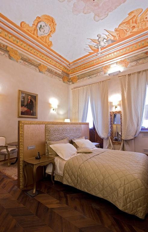 Bed and breakfast Palazzo Carletti 4*