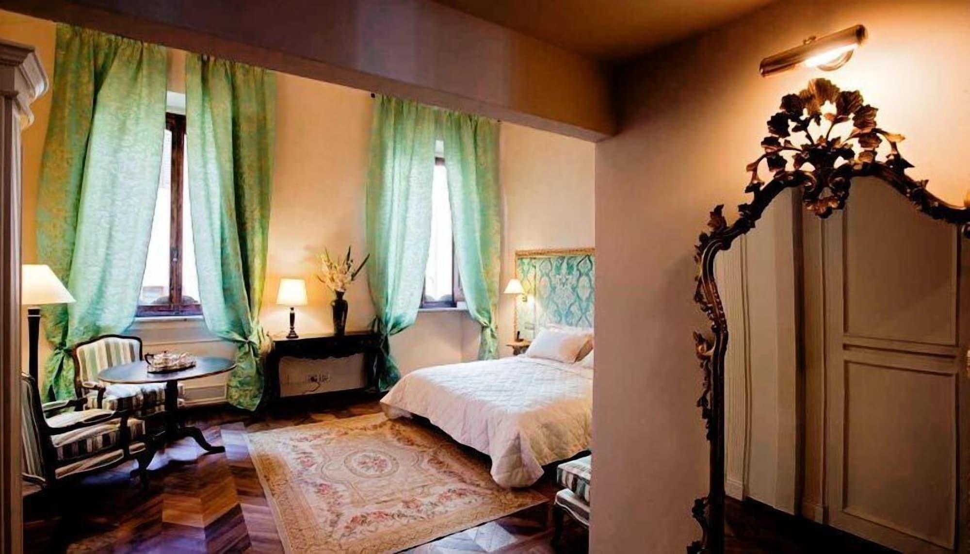 Palazzo Carletti Bed and breakfast 4*