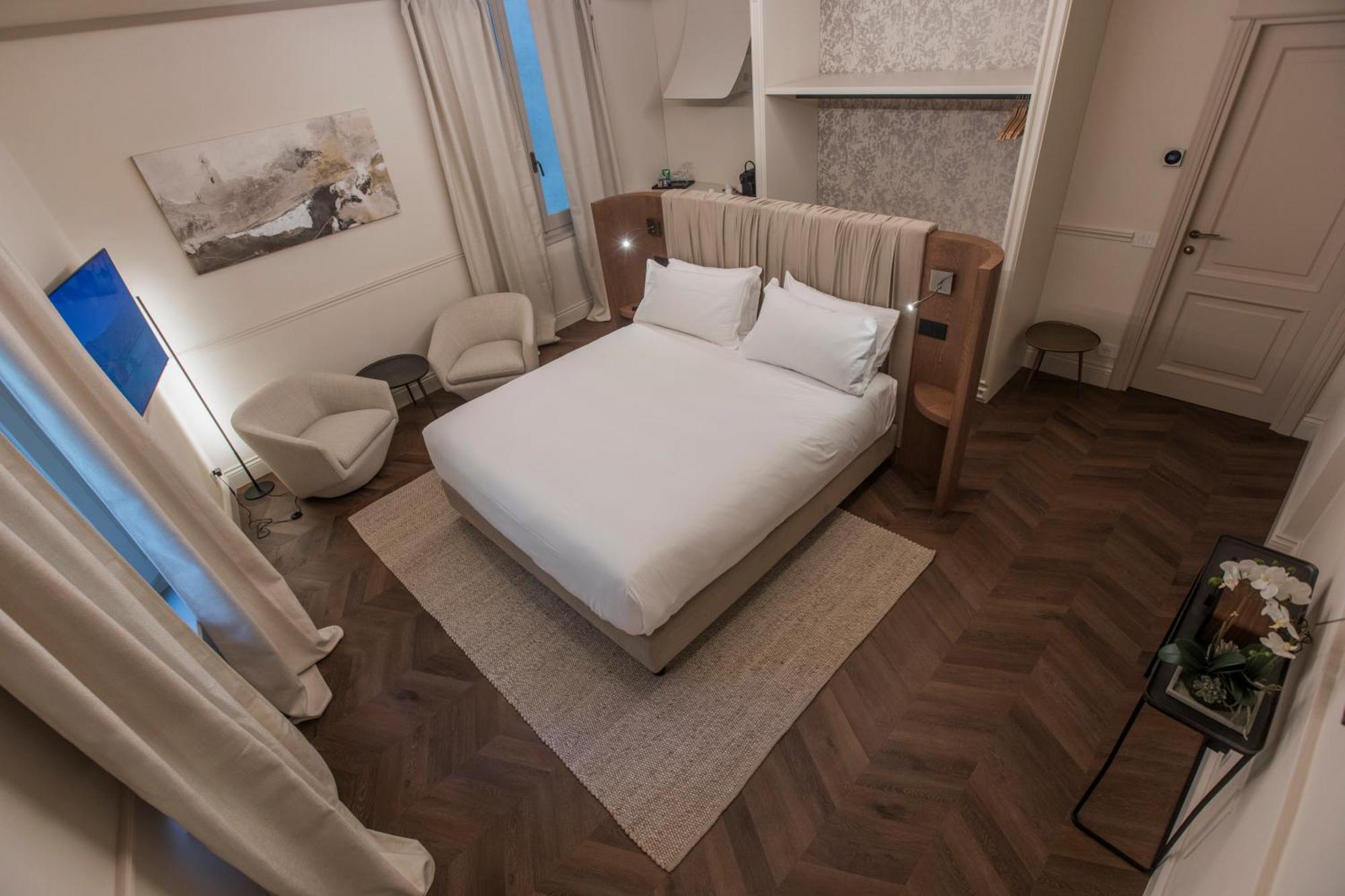 Palazzo Carletti 4*